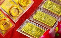 Nhìn lại một năm đầy biến động của giá vàng