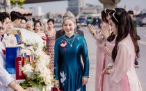Nhan sắc quý phái của mẹ chú rể ở Cần Thơ gây sốt mạng xã hội