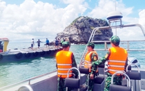 Quảng Ninh: Kịp thời cứu sống 7 ngư dân gặp tai nạn đắm tàu