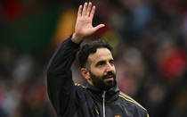 Ban lãnh đạo Man Utd hỏi ý kiến các cầu thủ về tương lai của HLV Amorim