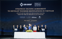 Lãnh đạo cao cấp nhất Tập đoàn Hilton tới Việt Nam, ký kết hợp tác chiến lược với Tập đoàn Sun Group