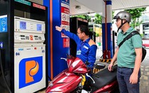 Hỗ trợ 3 triệu đồng cho lắp điện mặt trời, giá xăng giảm, Trung Quốc siết xuất khẩu đất hiếm