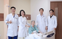 Cứu sống cụ bà 80 tuổi mắc ung thư dạ dày ở vùng “tử huyệt”