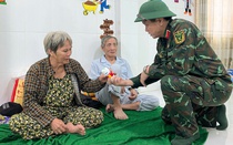 Không để dân đói, thiếu nơi tránh trú an toàn khi mưa bão