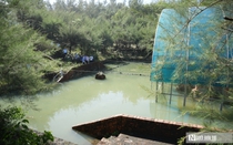 Cận cảnh Tháp Chăm cổ độc nhất vô nhị ở Huế chìm trong nước lũ