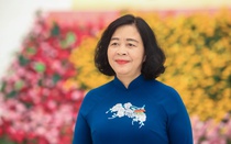 Bà Bùi Thị Minh Hoài giữ chức Chủ tịch Ủy ban Trung ương Mặt trận Tổ quốc Việt Nam