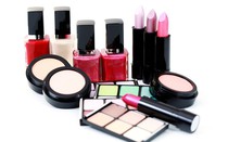 Mỹ phẩm sẽ bị loại khỏi thị trường nếu không đáp ứng tiêu chuẩn mới