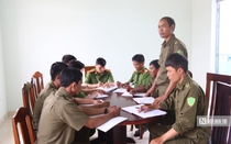 Người mang ánh sáng pháp luật đến từng mái nhà giữa đại ngàn