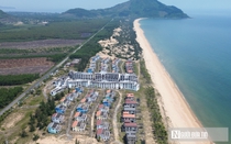 Mục sở thị khu nghỉ dưỡng 750 tỷ đồng hoang vắng bên vịnh Lăng Cô