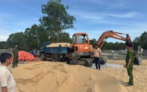 Vừa bị phạt hơn 100 triệu, người đàn ông tiếp tục khai thác cát trái phép