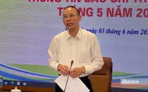 Yêu cầu làm rõ ai là người đóng dấu kiểm dịch cho lợn bệnh tại C.P. Việt Nam