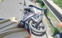 Truy tìm xe ô tô rời khỏi hiện trường sau va chạm khiến một người tử vong