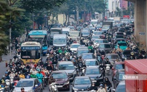 Cần có lộ trình để tiến tới cấm hoàn toàn xe máy xăng