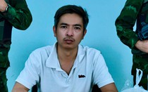 Bắt quả tang đối tượng vận chuyển 80.000 USD qua biên giới