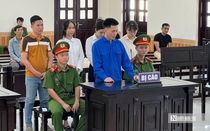 Đường dây làm giả giấy tờ lao động cho người nước ngoài lãnh án nặng