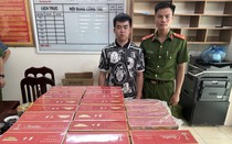 Bắt giữ đối tượng vận chuyển trái phép thuốc lá số lượng lớn