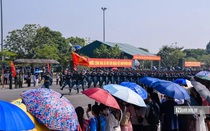 Hà Nội miễn phí nước uống và bánh cho nhân dân xem diễu binh 2/9