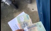 Xác minh thông tin phí giữ 2 xe máy vi phạm giao thông 9 ngày mất 900.000 đồng
