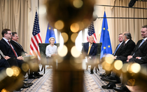 EU, Mỹ công bố chi tiết thỏa thuận thương mại: Đây mới chỉ là “bước đầu tiên”