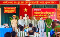 Trang bị kiến thức pháp luật, kỹ năng tái hòa nhập cộng đồng cho phạm nhân chuẩn bị đặc xá