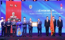 Bộ Tư pháp đón nhận Huân chương Lao động hạng Nhất