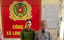 Cụ ông suýt mất 70 triệu vì tin nhầm "công an giả"
