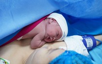 Kỳ tích tại PhenikaaMec: Thai phụ thiểu ối nặng tuần 31 vẫn sinh con khỏe mạnh ở tuần 39