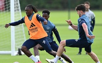 Arsenal nhận cả tin vui lẫn buồn trước đại chiến với Liverpool