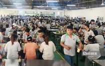 “Bữa cơm công đoàn” lan tỏa yêu thương
