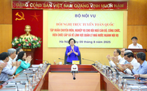 Khuyến khích cán bộ không đáp ứng yêu cầu tự nguyện nghỉ