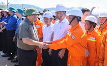 Hoàn thành đường dây 500 kV Lào Cai - Vĩnh Yên trong 6 tháng thay vì 2 năm