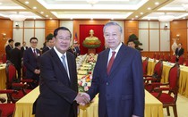 Tổng Bí thư Tô Lâm tiếp Chủ tịch Đảng Nhân dân Campuchia Hun Sen