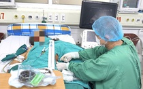 Tiêm giảm đau 4 ngày, người phụ nữ nguy kịch vì sốc độc tố