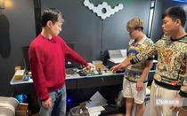 Thủ đoạn tinh vi của 9x cầm đầu đường dây làm giả giấy tờ với quy mô "khủng"