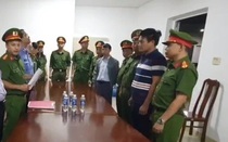 Bắt tạm giam 2 trưởng khoa trong vụ máy tán sỏi hỏng vẫn chữa bệnh, thu tiền