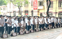 Hơn 4.900 học sinh thi chọn học sinh giỏi thành phố các môn văn hóa lớp 12