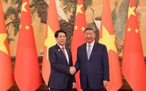 Chủ tịch nước Lương Cường hội đàm với nhà lãnh đạo Trung Quốc Tập Cận Bình