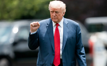 Ông Trump thúc giục Tòa án Tối cao nhanh chóng hành động