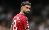 Bruno Fernandes từ chối lời mời từ Al-Nassr và Ronaldo