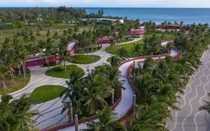 Cách 2 giờ di chuyển, phố biển Bình Thuận thành “ngoại ô” của TP.HCM