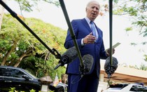 Phản ứng đầu tiên của Tổng thống Biden khi ông Trump tuyên bố tái tranh cử