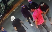 Khởi tố bốn đối tượng trong vụ nổ súng, chém người ở tiệm cầm đồ
