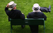 8 "điểm đen" bạn phải loại bỏ ngay lập tức nếu muốn trở nên giàu có