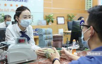 Ngân hàng “kẻ khóc người cười” trong cuộc chiến lợi nhuận