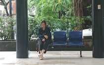 Xót xa gia cảnh khó khăn, con bị tự kỷ, chồng ốm nặng của nạn nhân bị Mercedes đâm tử vong