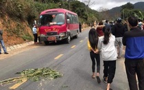Cặp vợ chồng và con nhỏ tử vong thương tâm sau tai nạn giao thông ở Sơn La