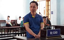 Thầy giáo đội lốt "yêu râu xanh" nhờ chỉ đường, hiếp dâm nữ sinh lớp 8 lĩnh án