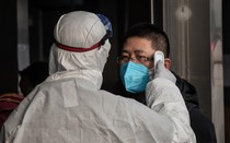 803 người Trung Quốc tử vong vì virus Corona, vượt số người thiệt mạng do dịch SARS