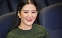 "Bông hồng quyền lực" Đinh Hiền Anh: “Danh xưng chính của tôi là ca sĩ”!