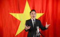 Tùng Dương : "Tôi không ngại khi làm mới Quốc Ca"